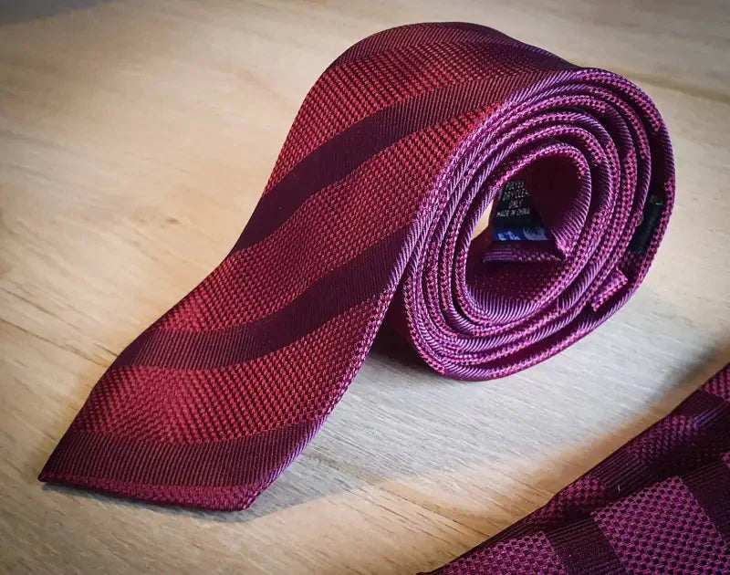 Cavani Burgundy slips med näsduk - Stropdas