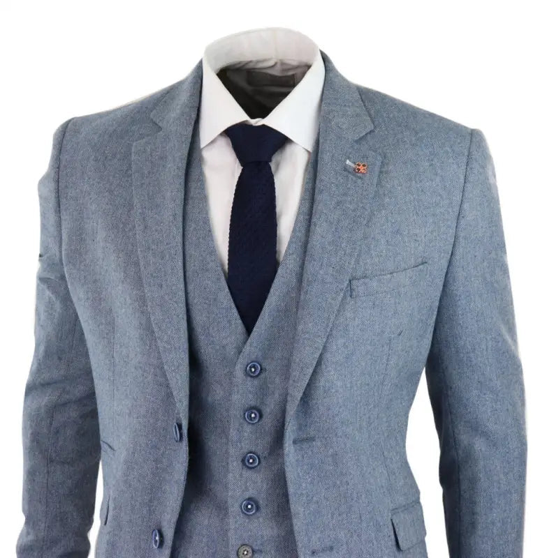 Anzug-Hellblaues-für-Herren